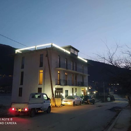 Hotel Marliza Mestia Esterno foto